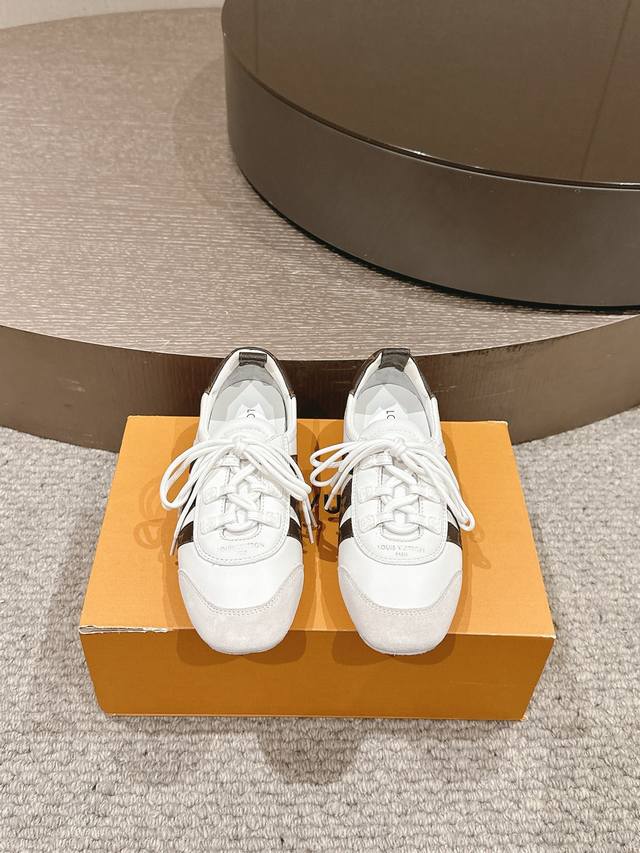 Direct sales women's shoes, women's clothing, DDD, top version, DDD, Lv Louis V