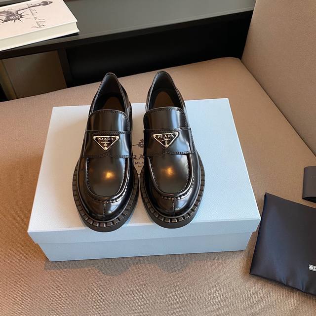 Direct sales women's shoes, women's clothing, women's shoes factory PP direct s