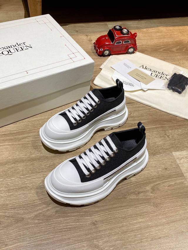 Direct sales women's shoes women's shoes women's Alexander Mcqueen couple's Mq