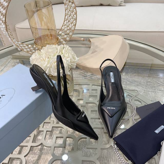 Direct Selling Women's Shoes Factory PP Direct Selling Prada 222 Prada's new sp