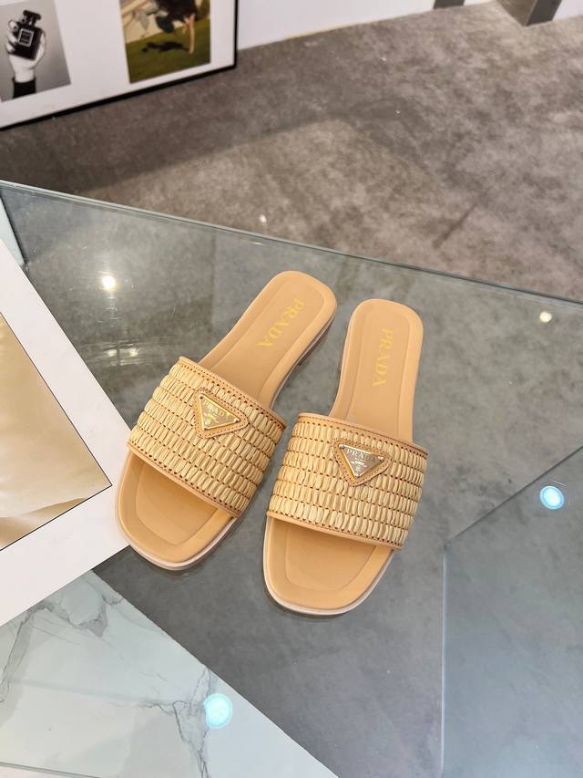 Direct sales 25Ss Prada hot-selling items are available first. Classic triangle