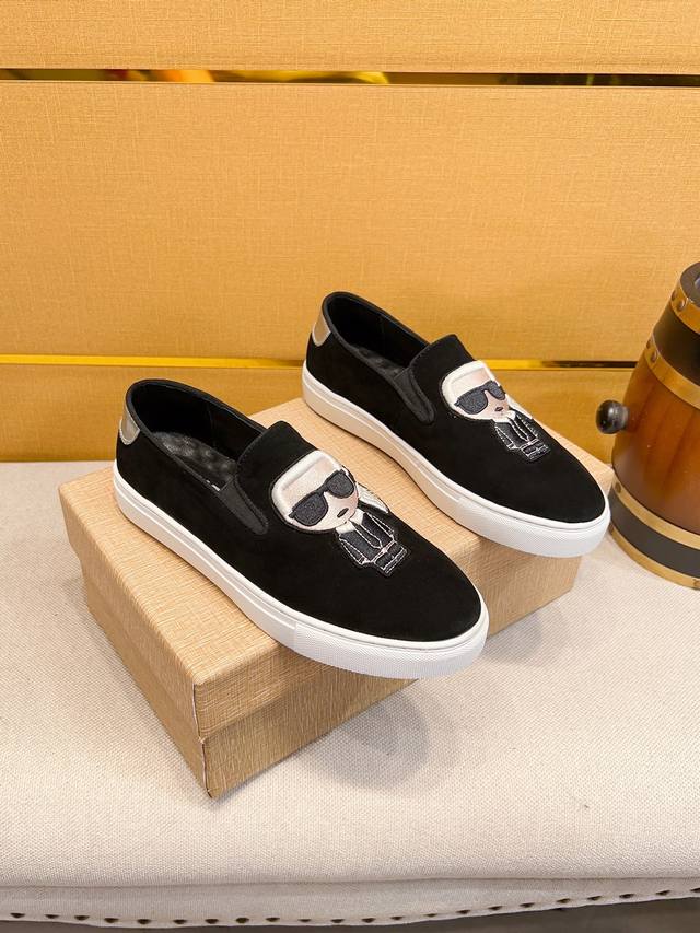 This month's big discounts, new Fendi slip-on shoes for all seasons, the latest