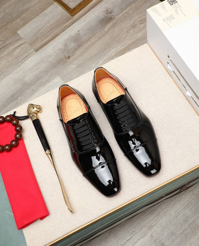 Factory price P High-end goods Water-dyed cow lining Cl High-end custom leather