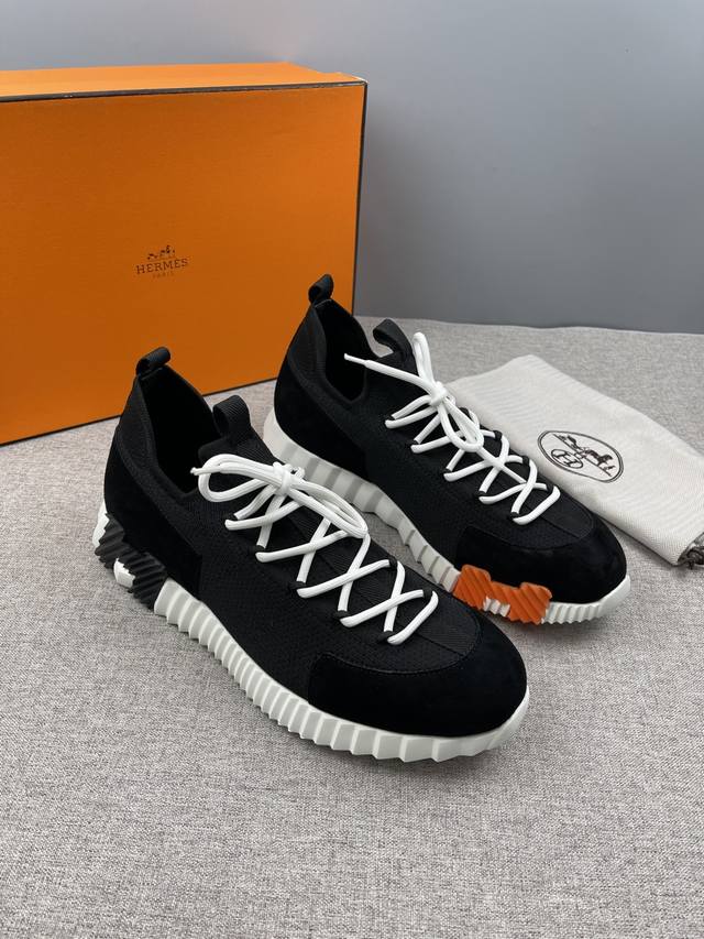H New 2025 Katana sneakers Knitted and calfskin sneakers with geometric cutout d