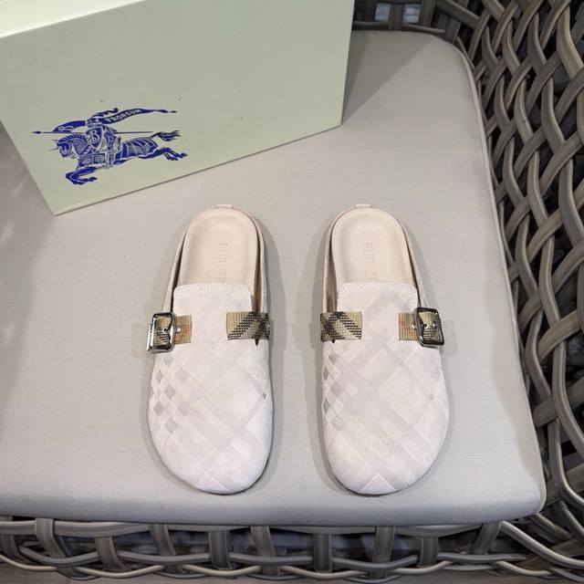 Burberry Men's casual half slippers | This sports shoe upper is made of soft sue