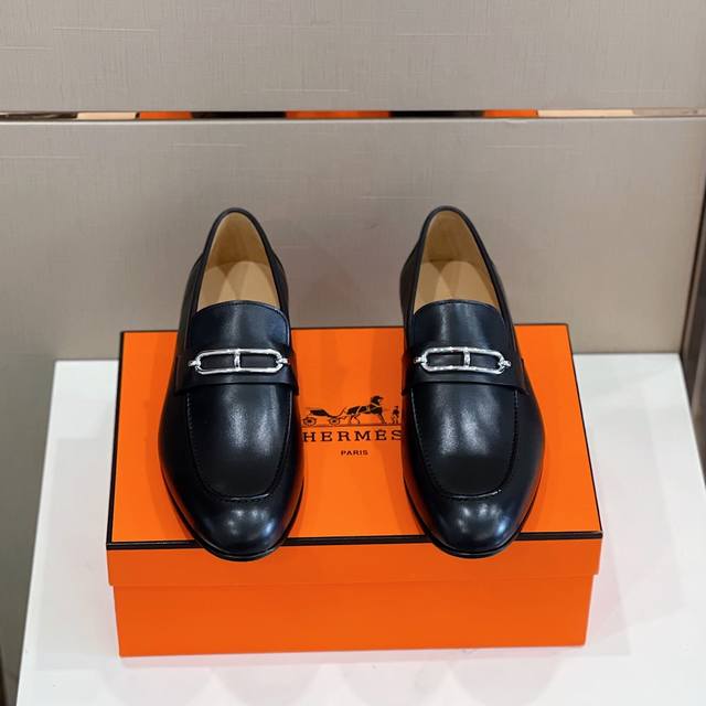 H's latest loafers - leather soles Elegant gentleman style, handmade with soft t