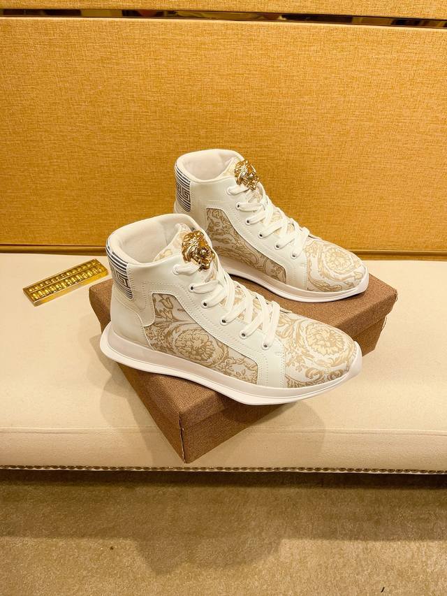Factory Price Versace high-top new models are carefully crafted and set off the