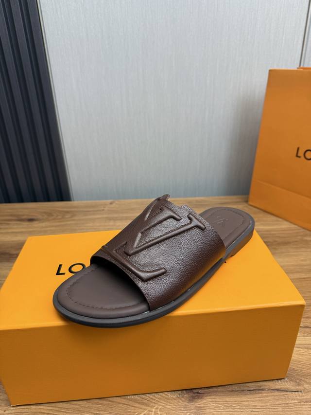 factory P price Lv new slippers hot sale full cowhide surface cowhide lining, c