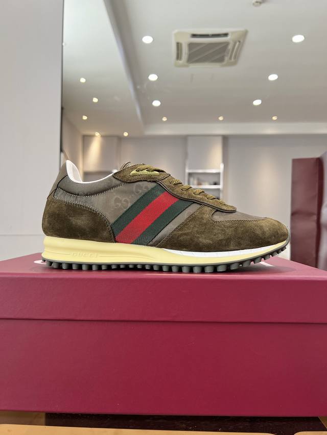 Factory Price P The design of this pair of Gucci's new casual shoes is simply a