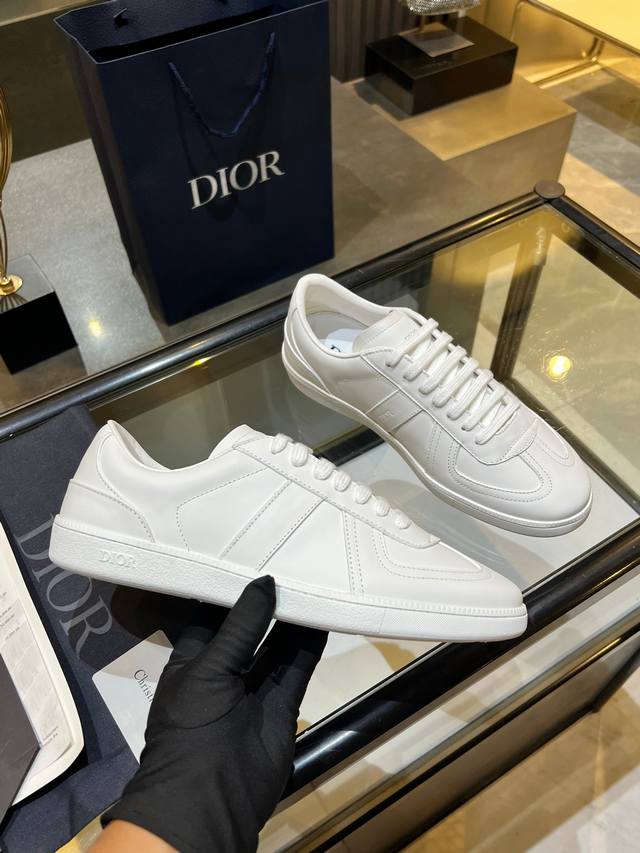 Actual price: New Dior model, very classic and comfortable pair of Dexterity sho