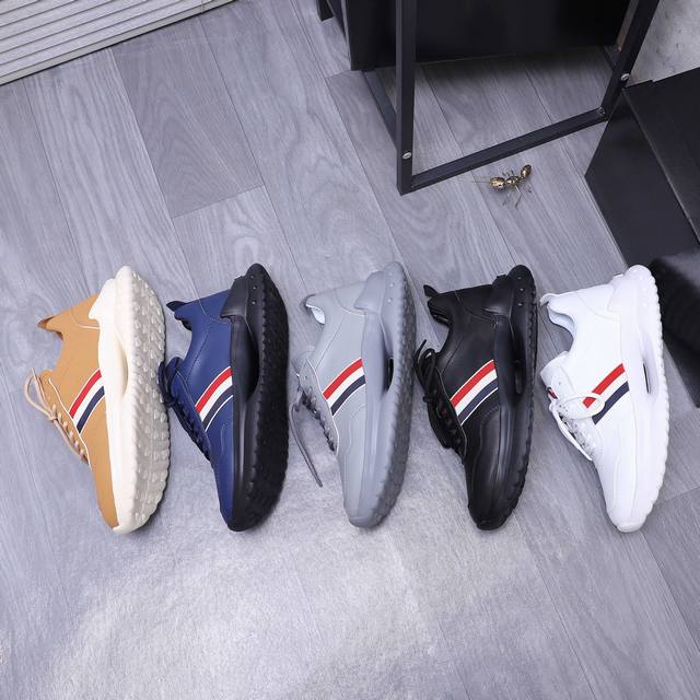 Product trademark: Moncler casual shoes Standard size: 38-44 45.46 Customized,