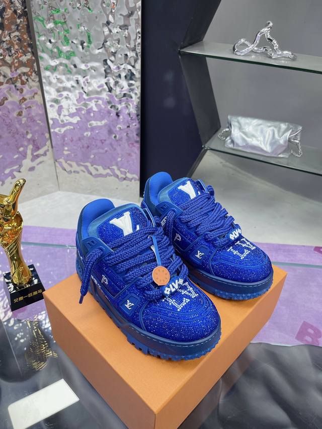 Actual price: Lv Bubble Diamond Face Trainer Couple Full Diamond Limited Edition