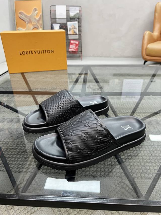 L Top-level purchasing agent, street-blasting male god spring and summer slipper