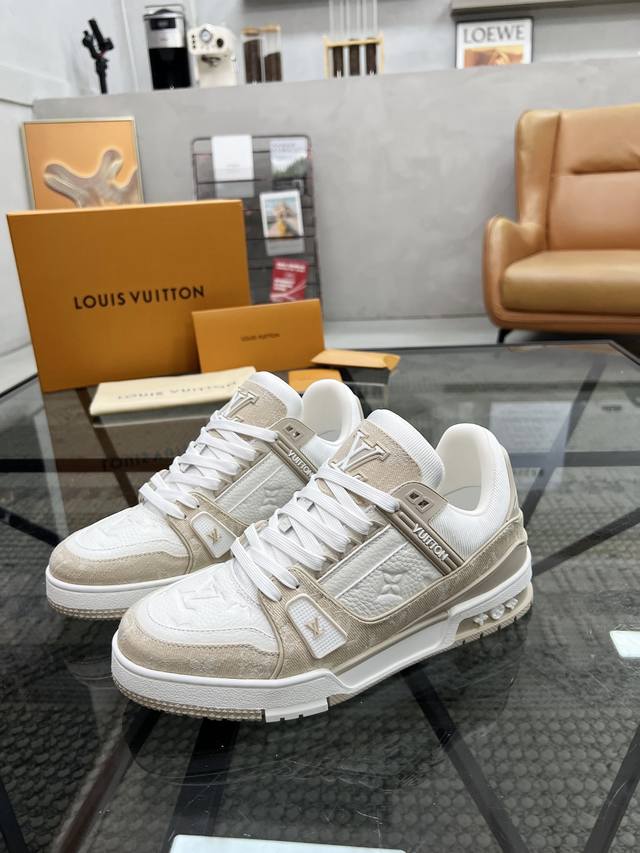 L Top-level shopping agent, street-blasting couple style, hot-selling sports sne