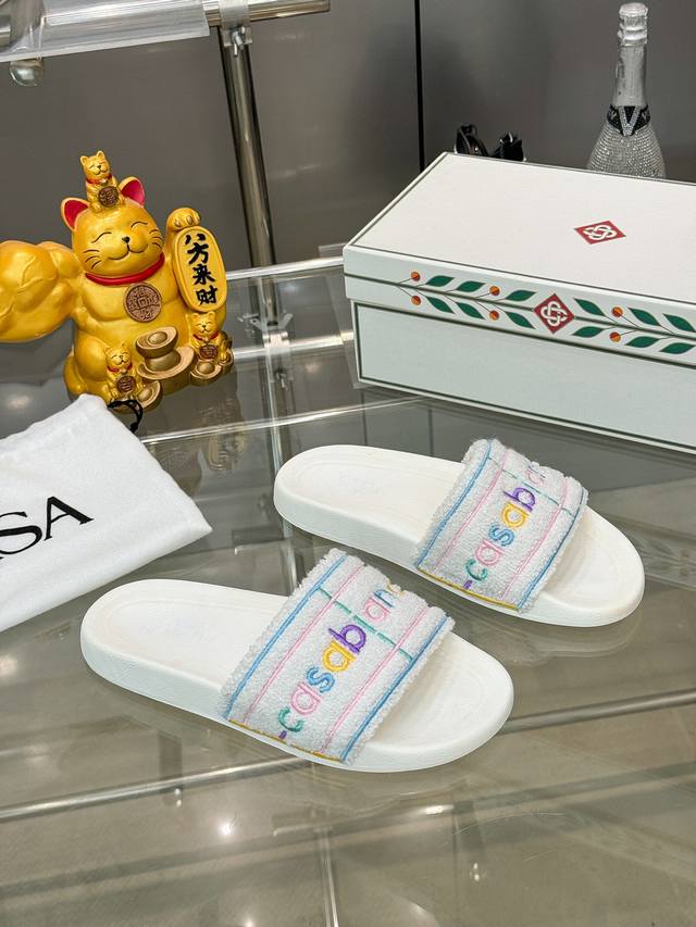 Actual price: Casa Blanca Casablanca brand slippers, Casa Blanca is a fashion b