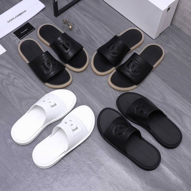 Product trademark: Dg Dolce & Gabbana casual men's slippers Standard size: 38-4