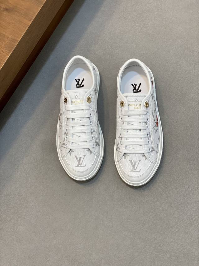 Louis Vuitton -High-end quality original couple casual sports sneakers -Upper: N