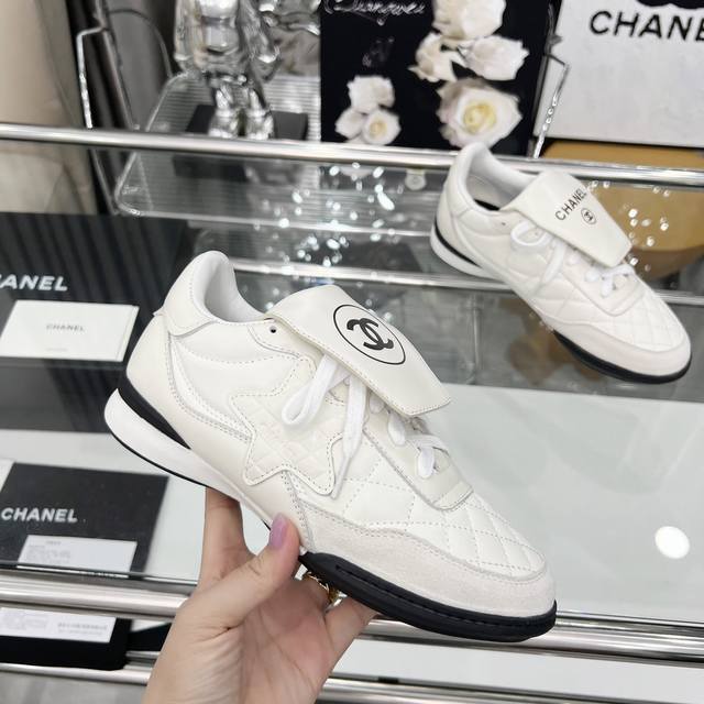 Chanel official website synchronized 2025 new high version Chanel top casual sho