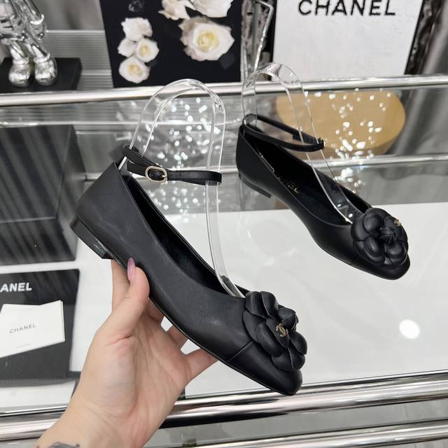 High version loafers Chane*