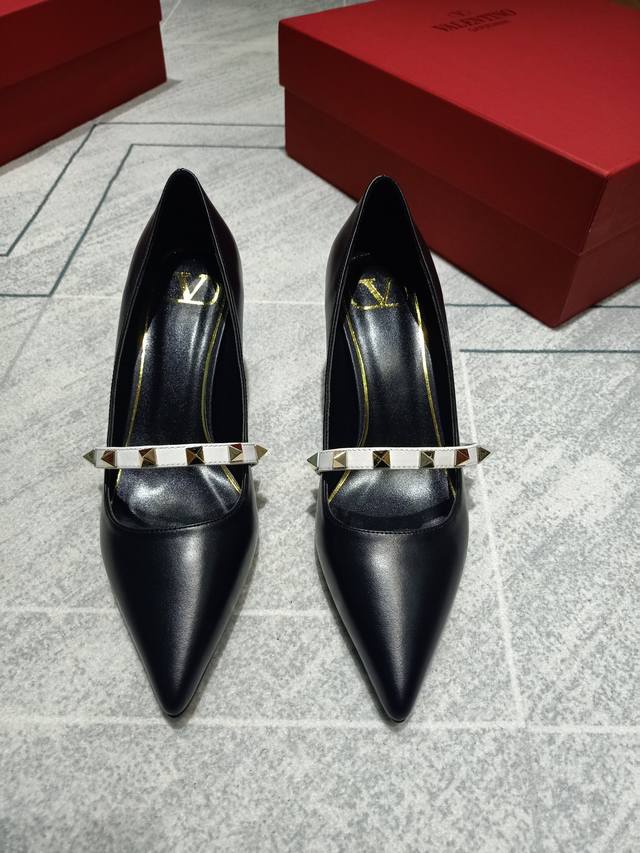 Factory P price women's clothing, women's shoes, sports original Valentino. Top