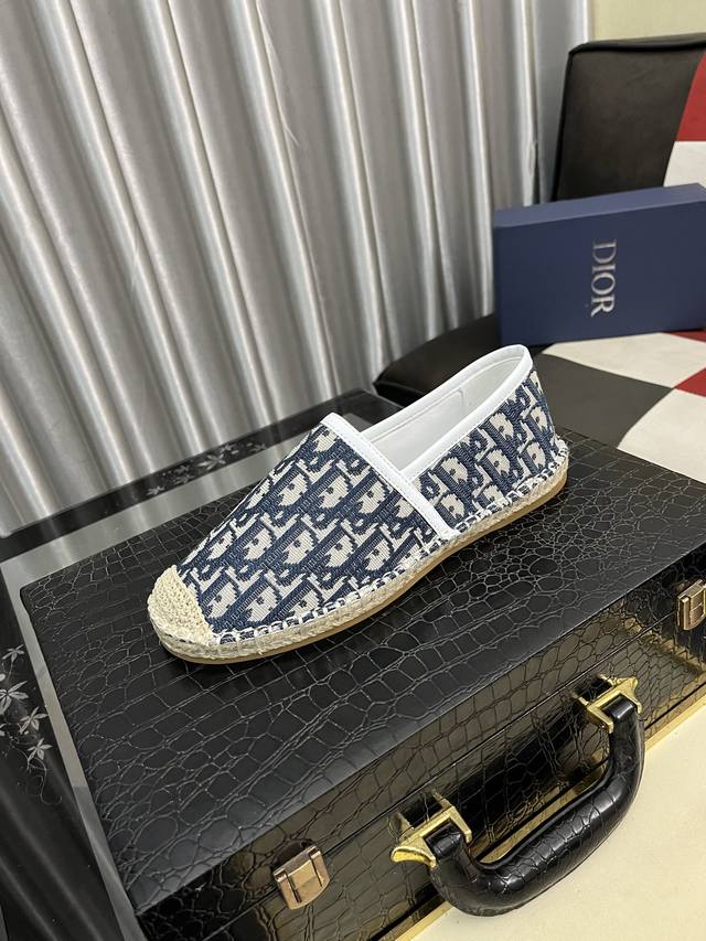 Factory price men's shoes sports original Dior men's latest slip-on loafers cas