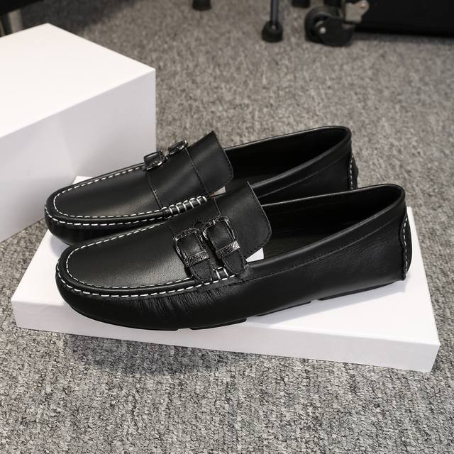 Factory price men's sports shoes, brand Versace, official flagship store authen