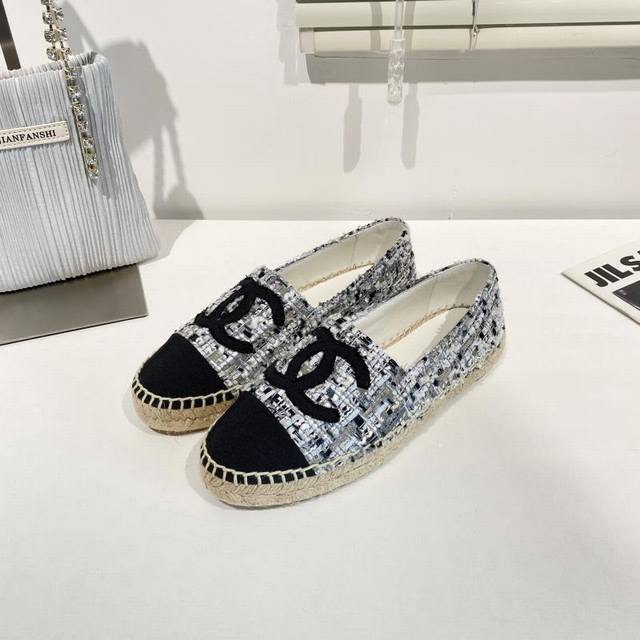 There are new colors to catch your eye. Global shopping classics never go out o