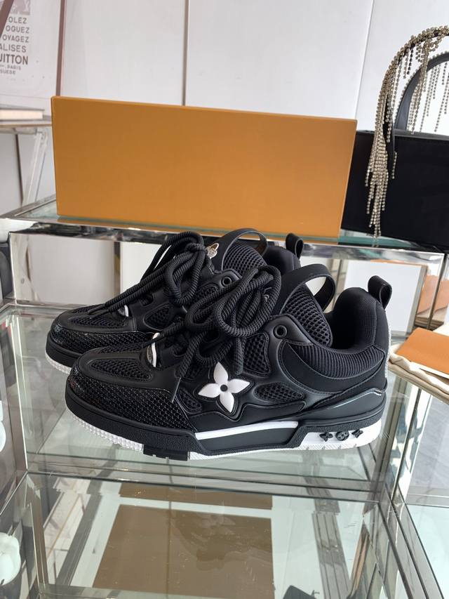 Upgraded version of bread shoes Lv-Louis Vuitton PK market all versions couple