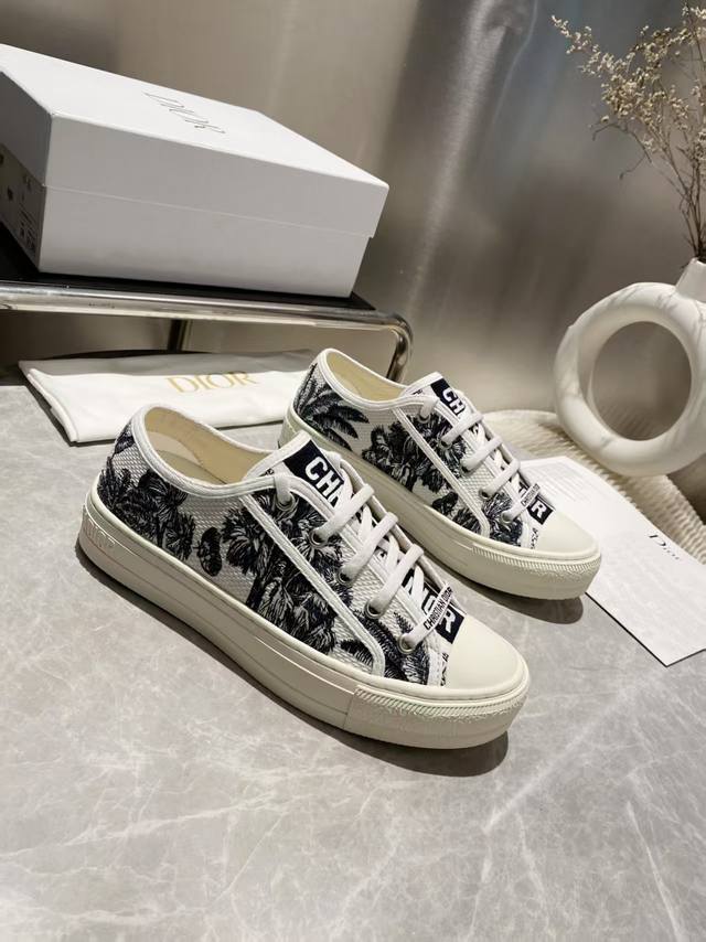 New arrival Dior Dioriviera Walk'n'dior sneakers in space blue and white cotton