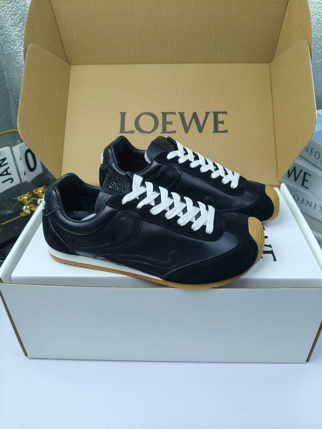 Real price buttons, no extra charge! High version top airplane box set 30Loewe