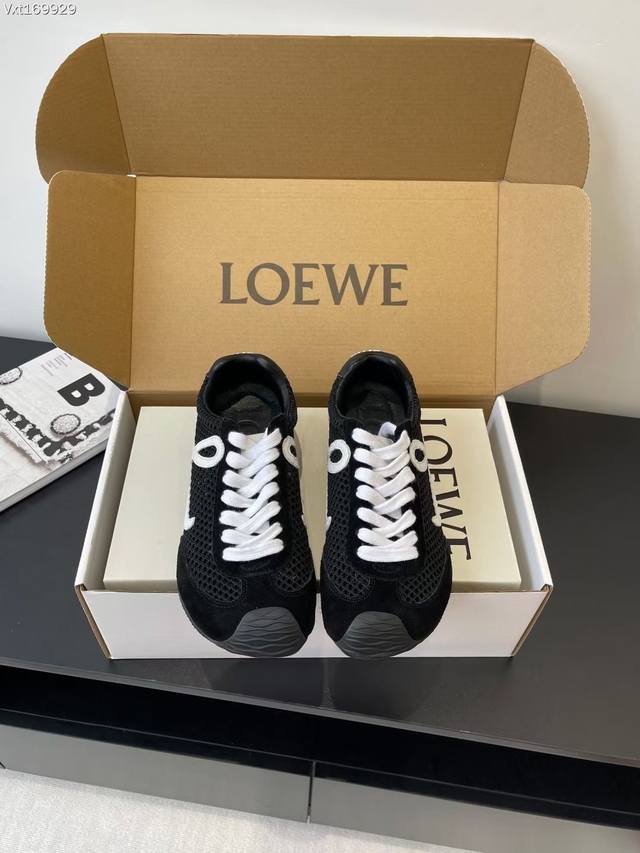 Real price buttons, no extra charge! High version top airplane box set 30Loewe