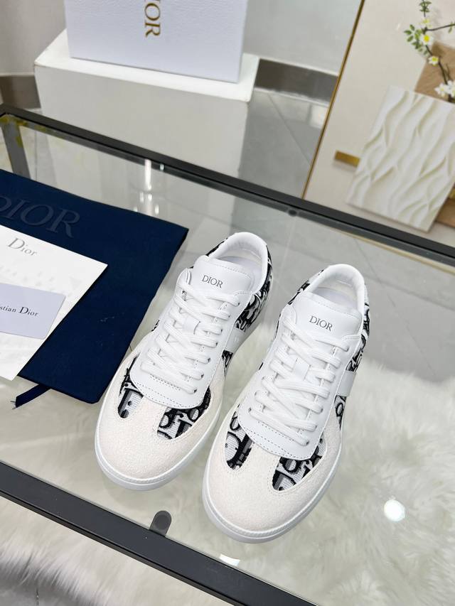 Real price high version. Dior B01 couple casual Gat shoes white shoes sneakers