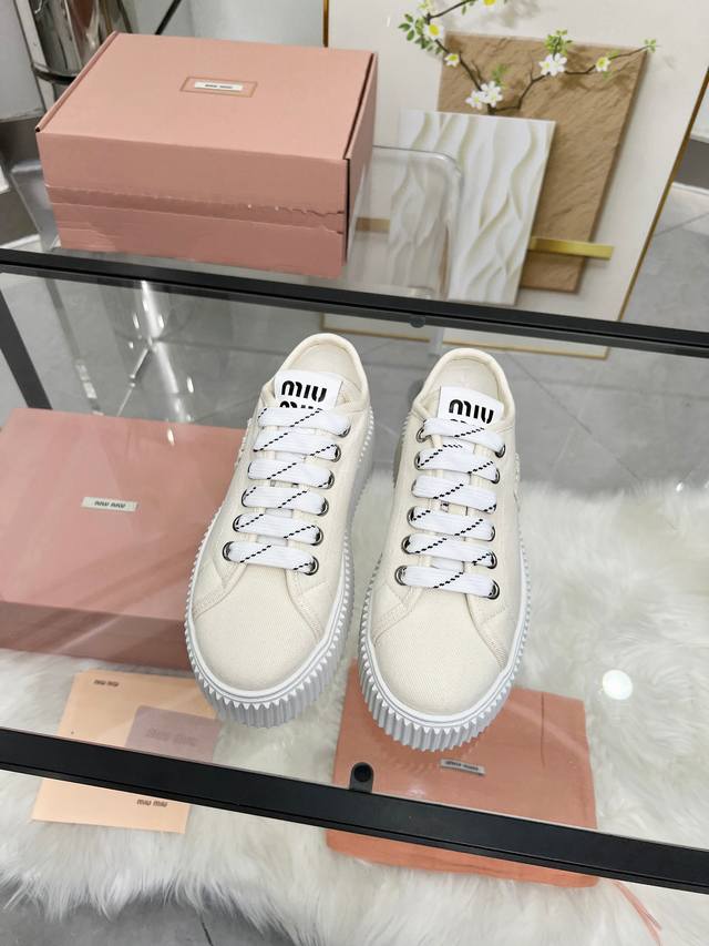 actual priceMiu Miu Miumiu new models on the marketMiumiu 25 years new thick-sol