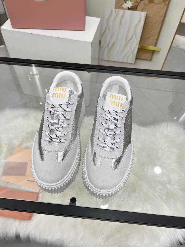 actual priceMiu Miu new models are on the marketMiumiu 25 years new thick-soled