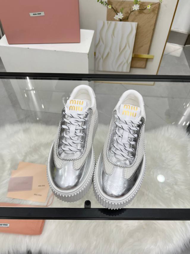 actual priceMiu Miu new models are on the marketMiumiu 25 years new thick-soled
