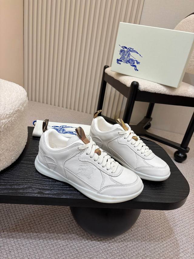 Factory Price Pp Men's, Burberry's popular casual sports shoes, debuted at the