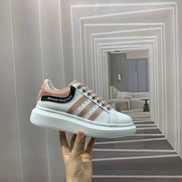 Professional McQueen factory P. Top version. Couple's model: Alexander Mcqueen h