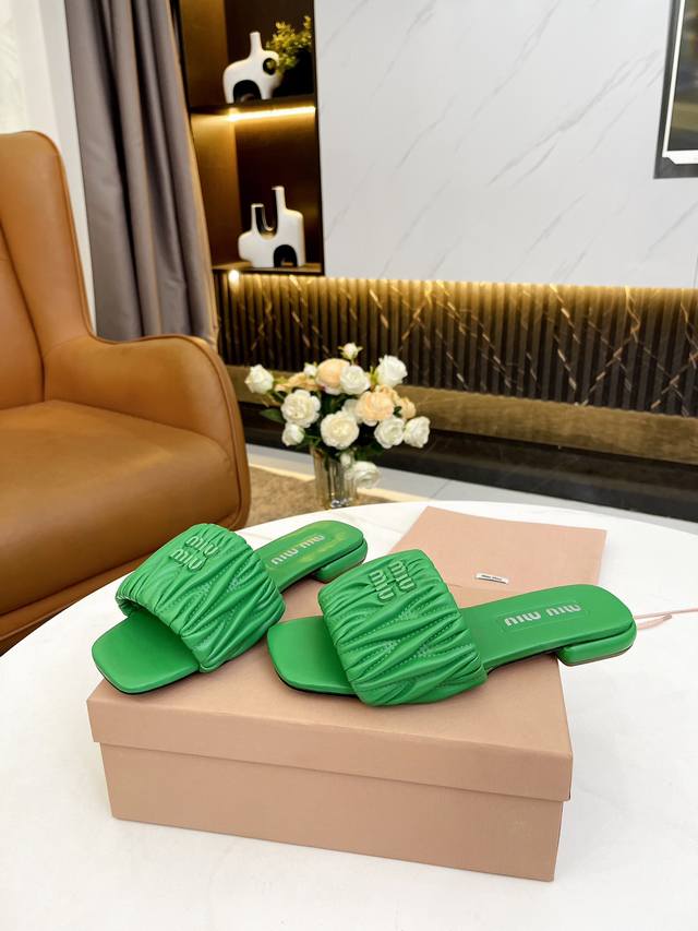 genuine leather sole 210 Miu Miu spring and summer slippers original 1: 1 open,