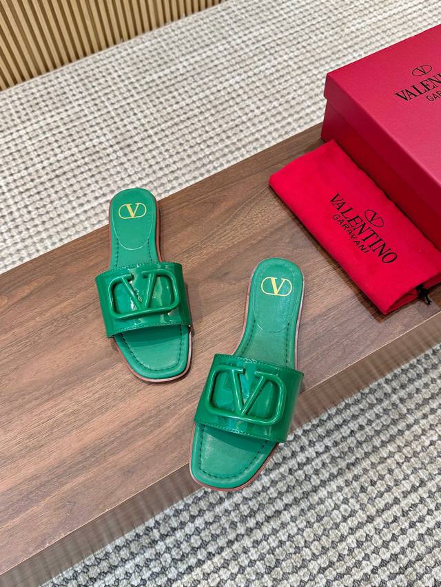 Leather outsole 210 Spring and summer Wu Qianyu's new style flat-bottomed slipp