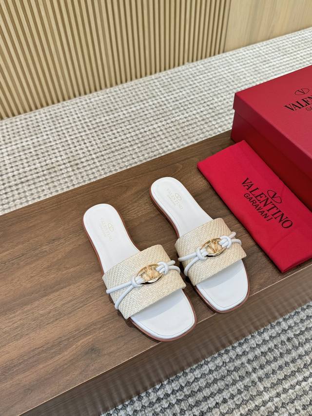 Leather outsole 200 Valentino 25Ss 2025 Spring and Summer New Product Signature
