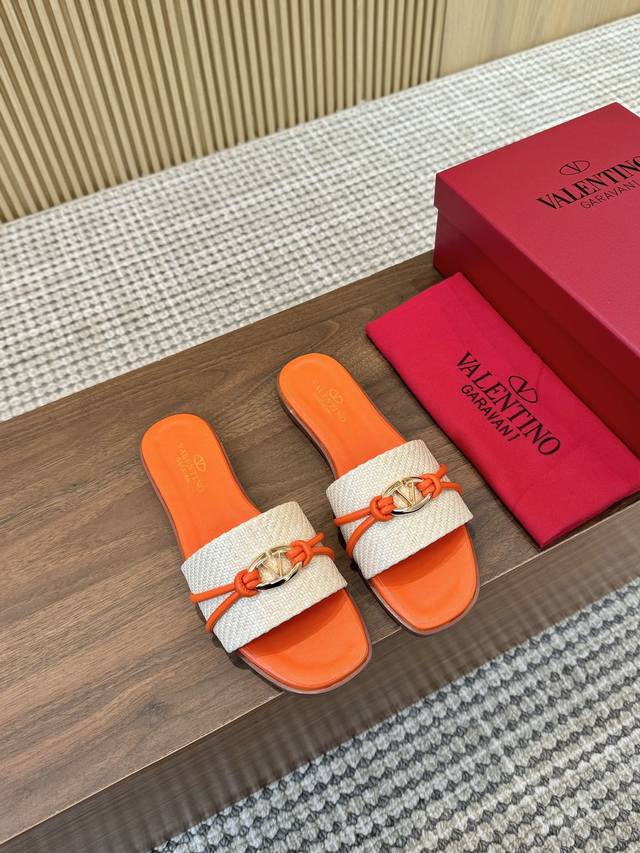 Leather outsole 200 Valentino 25Ss 2025 Spring and Summer New Product Signature