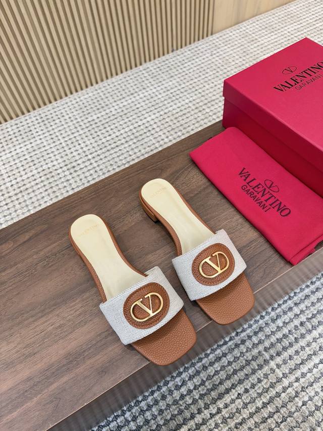 Leather outsole 210Valentino 25Ss 2025 Spring and Summer New Product Signature