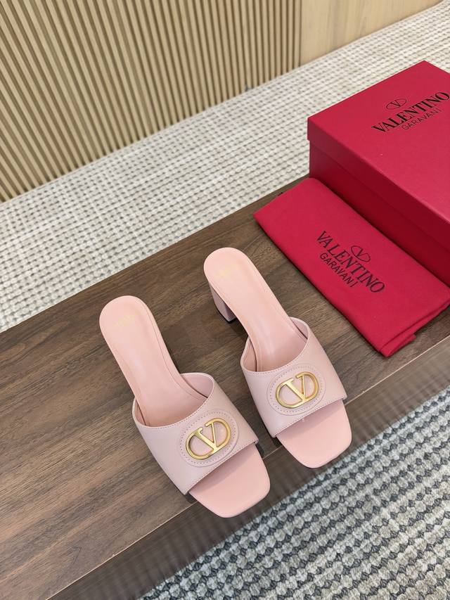 Leather outsole 210Valentino 25Ss 2025 Spring and Summer New Product Signature