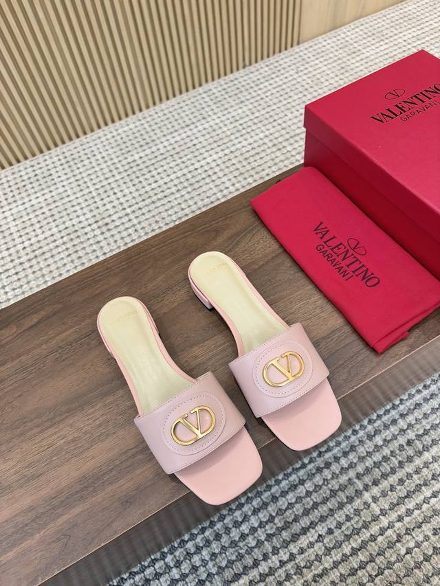 Leather outsole 210Valentino 25Ss 2025 Spring and Summer New Product Signature