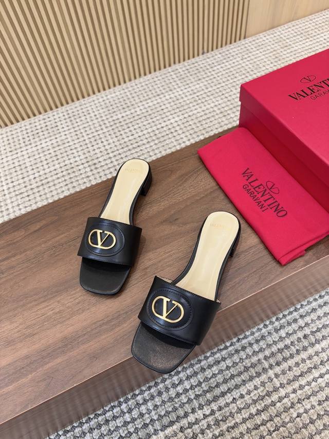 Leather outsole 210Valentino 25Ss 2025 Spring and Summer New Product Signature