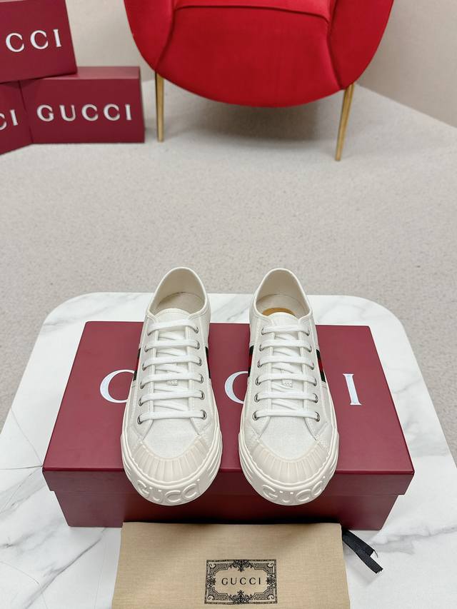 Gucci latest canvas shoes, the most popular denim shoes in spring and summer, cl