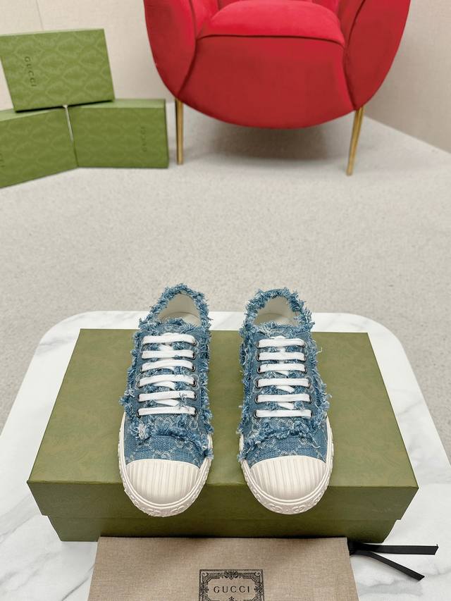 Gucci Early Spring Tassel Low-top Canvas Shoes, Lightweight and Comfortable, Del