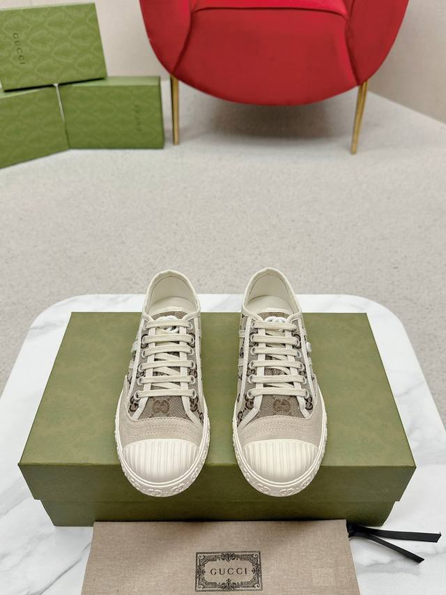 Gucci Early Spring Tassel Low-top Canvas Shoes, Lightweight and Comfortable, Del