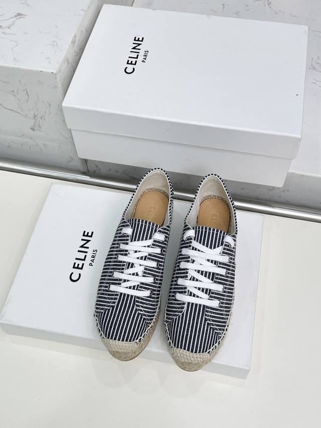 Celine Celine's latest Arc de Triomphe fisherman shoes are recommended by many c