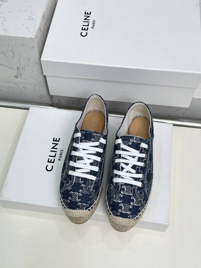 Celine Celine's latest Arc de Triomphe fisherman shoes are recommended by many c